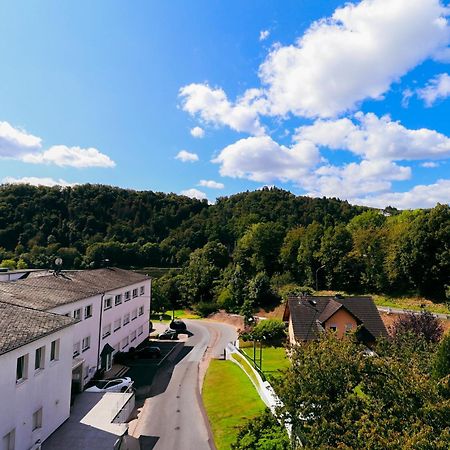 Moderne Fewo Sky Netflix Terrasse Burgblick Boxspringbett Waschtrockner Буллай Екстер'єр фото